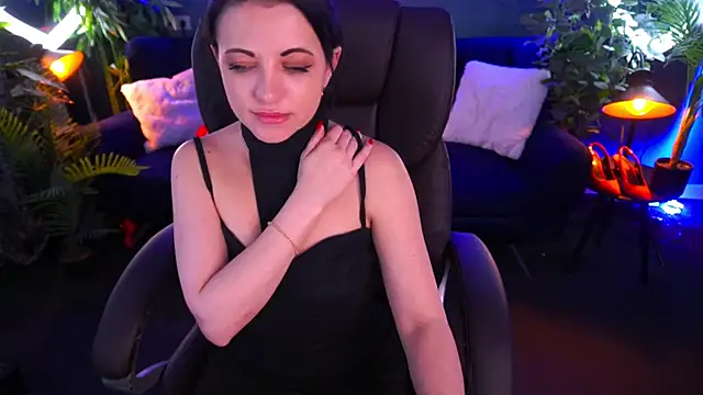 Dafni Monn online show from March 11, 9:34 am