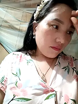 Snapshot of yu--yo chatting on February 7, 1:59 pm yu--yo online show from February 7, 1:59 pm