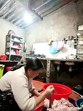 Snapshot of yu--yo chatting on February 16, 9:49 am yu--yo online show from February 16, 9:49 am