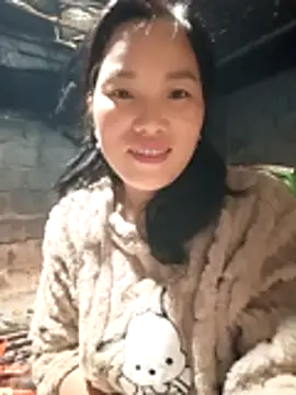 Snapshot of yu--yo chatting on March 5, 11:23 pm yu--yo online show from March 5, 11:23 pm