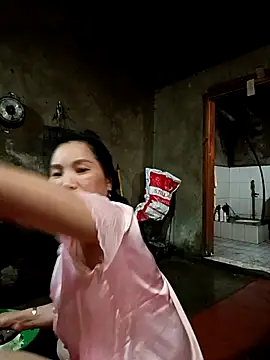 Snapshot of yu--yo chatting on March 20, 3:17 pm yu--yo online show from March 20, 3:17 pm