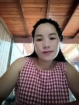 Snapshot of yu--yo chatting on April 14, 12:38 am yu--yo online show from April 14, 12:38 am