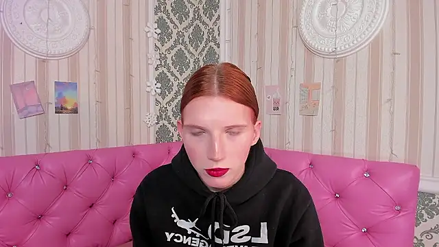 Snapshot of AlicexPrincess chatting on January 14, 8:42 am AlicexPrincess online show from January 14, 8:42 am