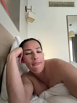 Maya-www online show from February 28, 8:15 am