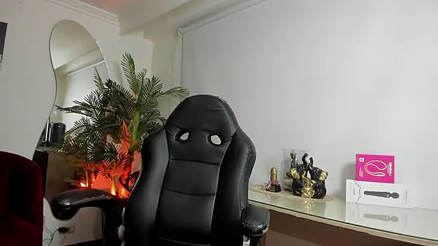 VictoriaPaker online show from January 18, 11:58 am