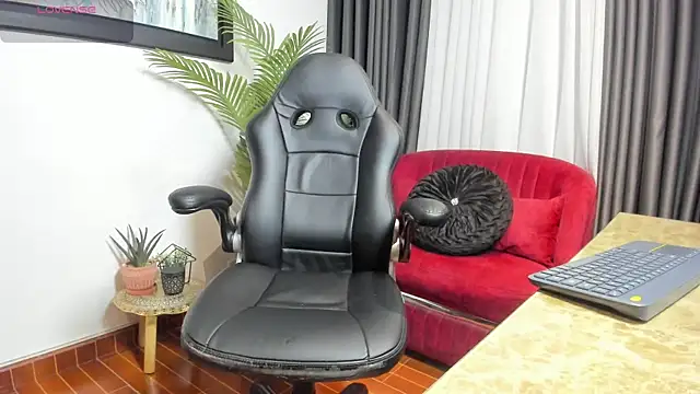 VictoriaPaker online show from July 11, 11:46 am