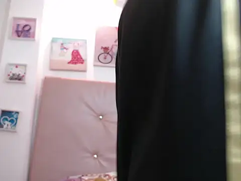 iam  lukas   online show from January 15, 2:10 pm