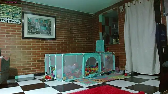 Lia rouse04 online show from March 21, 9:36 am