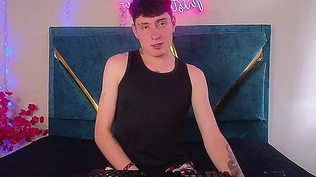 dantte grey online show from January 15, 9:18 pm