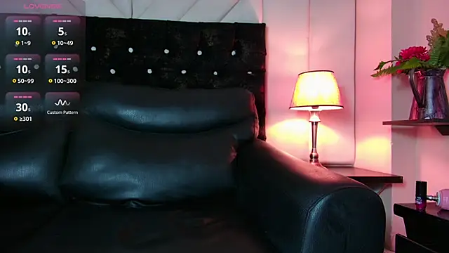 Scaarlett prince online show from February 10, 1:15 pm