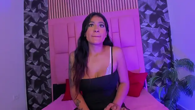 Snapshot of yayasmile chatting on January 9, 11:46 am yayasmile online show from January 9, 11:46 am