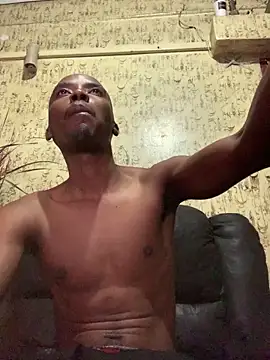 Snapshot of blackmannfly chatting on April 3, 8:40 pm blackmannfly online show from April 3, 8:40 pm