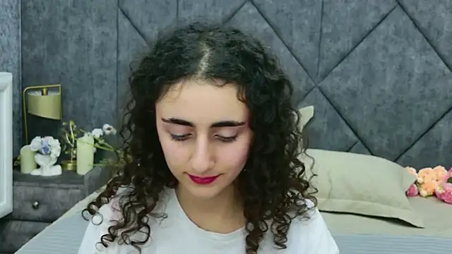 Snapshot of Susan_Fors chatting on February 15, 9:41 am Susan Fors online show from February 15, 9:41 am