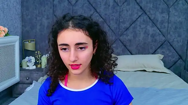 Snapshot of Susan_Fors chatting on February 24, 7:17 am Susan Fors online show from February 24, 7:17 am