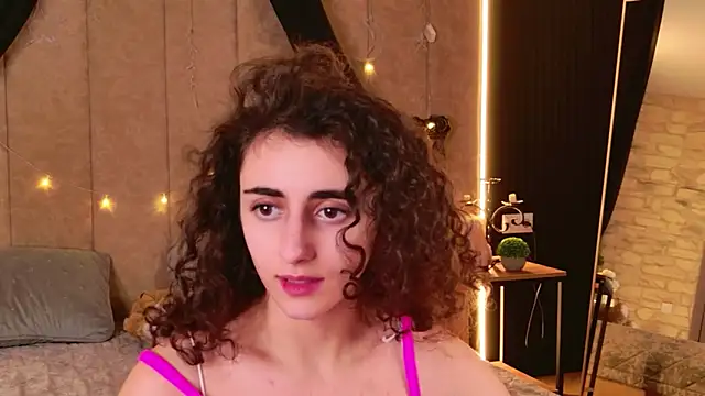 Snapshot of Susan_Fors chatting on February 28, 10:16 am Susan Fors online show from February 28, 10:16 am