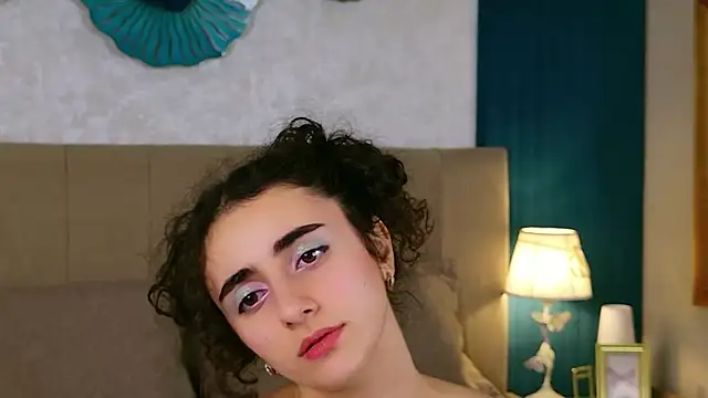 Susan Fors online show from April 14, 6:30 am