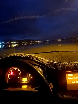 Snapshot of berk_denizz_32 chatting on March 15, 4:13 pm berk denizz 32 online show from March 15, 4:13 pm