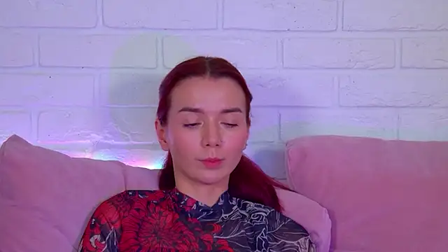 VanessaVienne online show from June 3, 2:33 pm