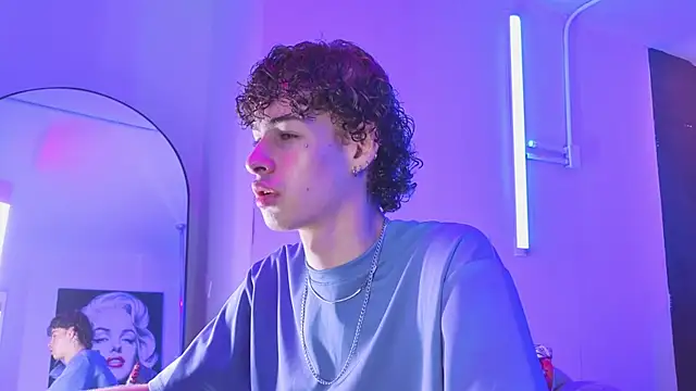 nova salvatore online show from April 6, 2:31 am