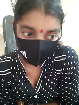 Snapshot of Erotic-Girl chatting on January 15, 2:16 am Erotic-Girl online show from January 15, 2:16 am