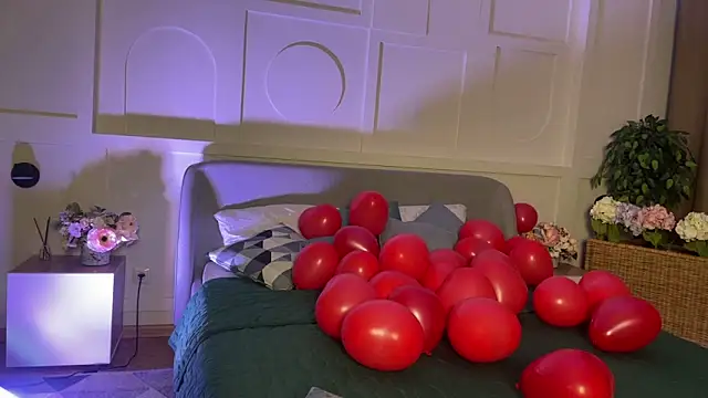  SilkyShadow  online show from February 15, 1:02 am