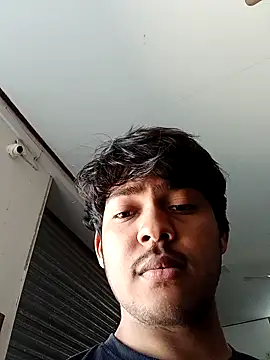 Snapshot of Satyam3handsome chatting on February 17, 5:59 am Satyam3handsome online show from February 17, 5:59 am
