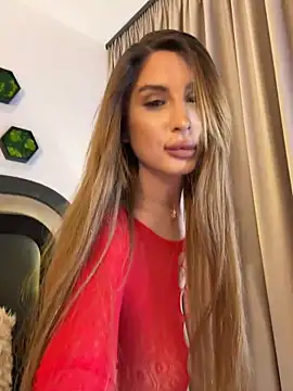 LucyBridgette online show from June 2, 5:15 pm