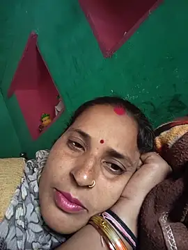 Snapshot of Reena_lodha chatting on June 30, 7:42 am Reena lodha online show from June 30, 7:42 am