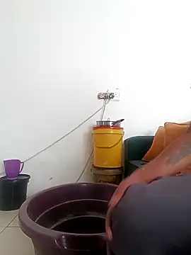 Winterslender online show from April 2, 7:39 am