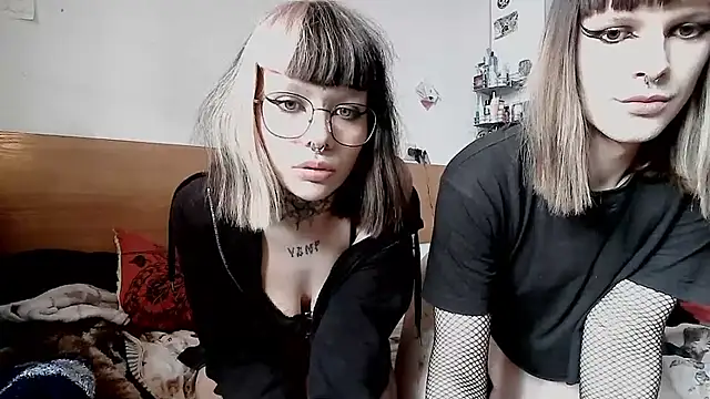 kicianiunia online show from March 8, 2:10 pm