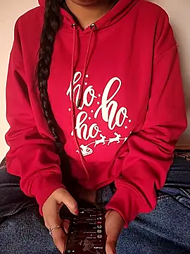 Bulbulbul01 online show from January 10, 7:10 am