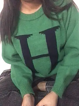 Bulbulbul01 online show from January 11, 7:57 am