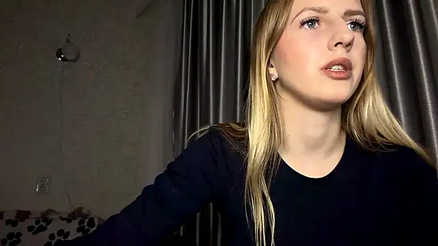 Snapshot of JeannettaIltzsch chatting on February 9, 6:23 pm JeannettaIltzsch online show from February 9, 6:23 pm