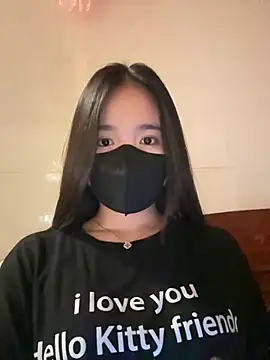 Gwen879 online show from April 19, 1:21 pm