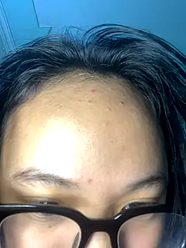 Leeeiu online show from January 8, 3:25 pm