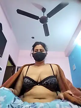 pinkihot23 online show from February 14, 8:22 am