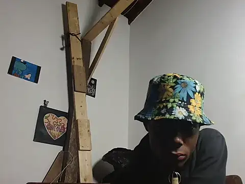 FallenEmigree online show from January 11, 4:06 am