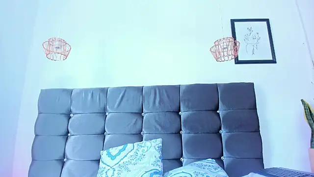 Snapshot of kitti_lovee chatting on February 27, 4:29 pm kitti lovee online show from February 27, 4:29 pm