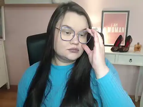 HollyDanceSoul online show from February 16, 5:14 am