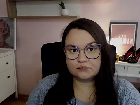 HollyDanceSoul online show from February 20, 5:37 am