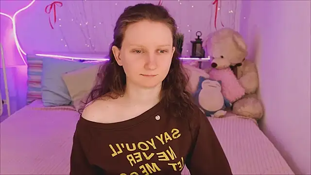 SunshineBlaze online show from March 28, 5:18 am