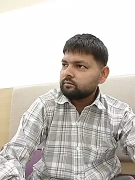 Pulkeet1433 online show from May 30, 2:58 pm