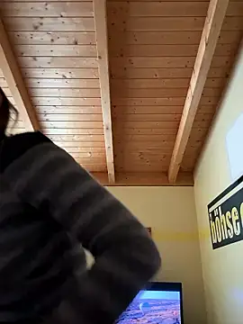 Snapshot of Marina_und_Jayden chatting on January 10, 12:40 pm Marina und Jayden online show from January 10, 12:40 pm