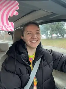 Snapshot of Marina_und_Jayden chatting on February 9, 3:38 pm Marina und Jayden online show from February 9, 3:38 pm