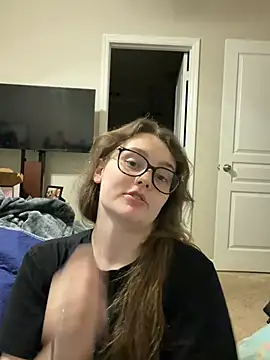 julia4thewin online show from March 22, 12:03 am