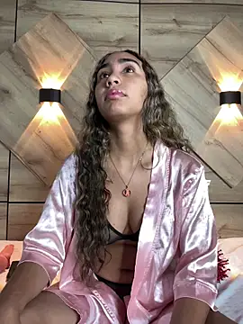 LeslyCooper1 online show from January 17, 12:32 pm