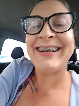 bellafortune69 online show from May 9, 2:11 pm