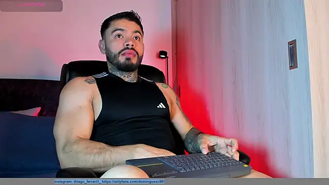 thiago ferrari  online show from April 3, 11:58 pm