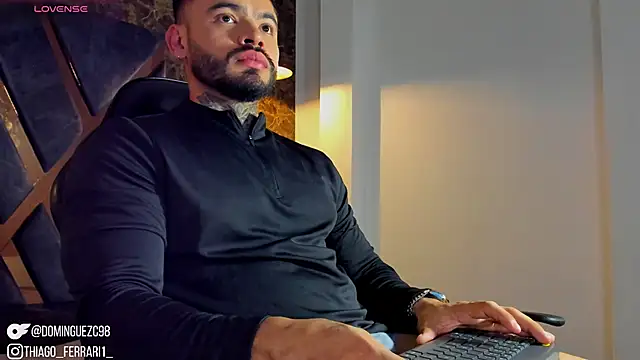 thiago ferrari  online show from April 10, 4:06 am