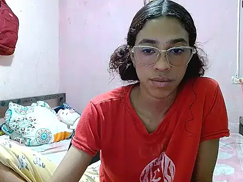 Zoe Khaterine online show from January 13, 1:00 am